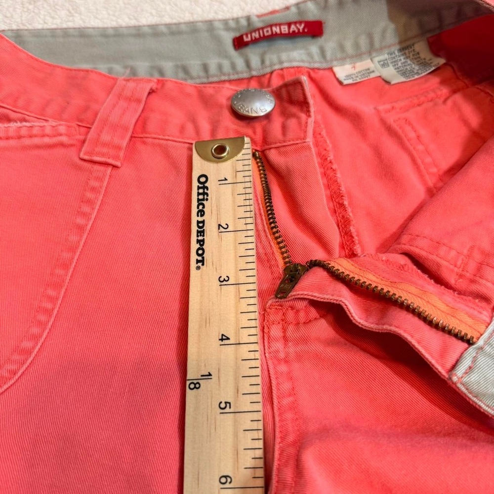Vintage Coral Shorts - Picture 7 of 7